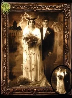 Changing Portrait - Mr. and Mrs. Gruel Hanging Halloween Decoration