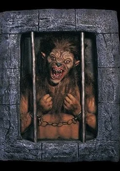 Gothic Werewolf Wall-Breaker 3D Hanging Halloween Decoration