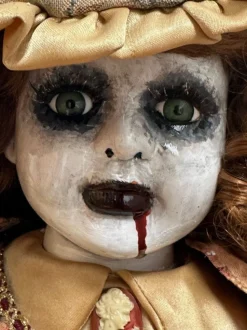 New Creepy Kimmie porcelain doll Halloween Prop