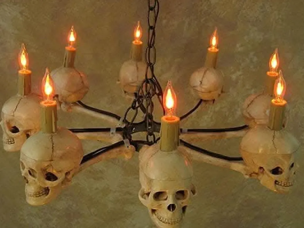 Wagon Wheel Skull Chandelier Haunted House Lighting