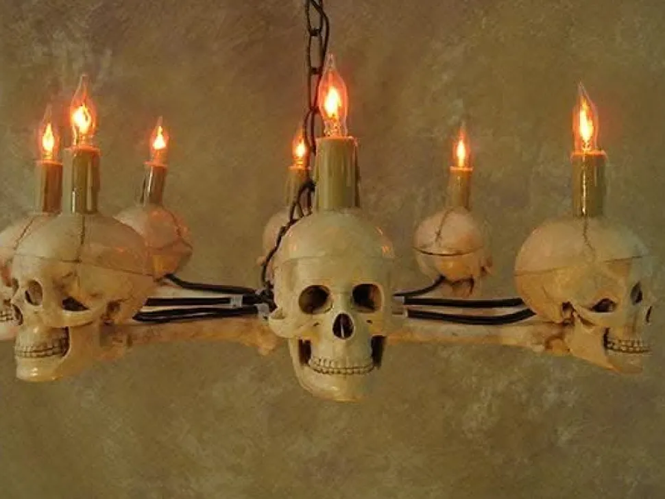 Wagon Wheel Skull Chandelier Haunted House Lighting