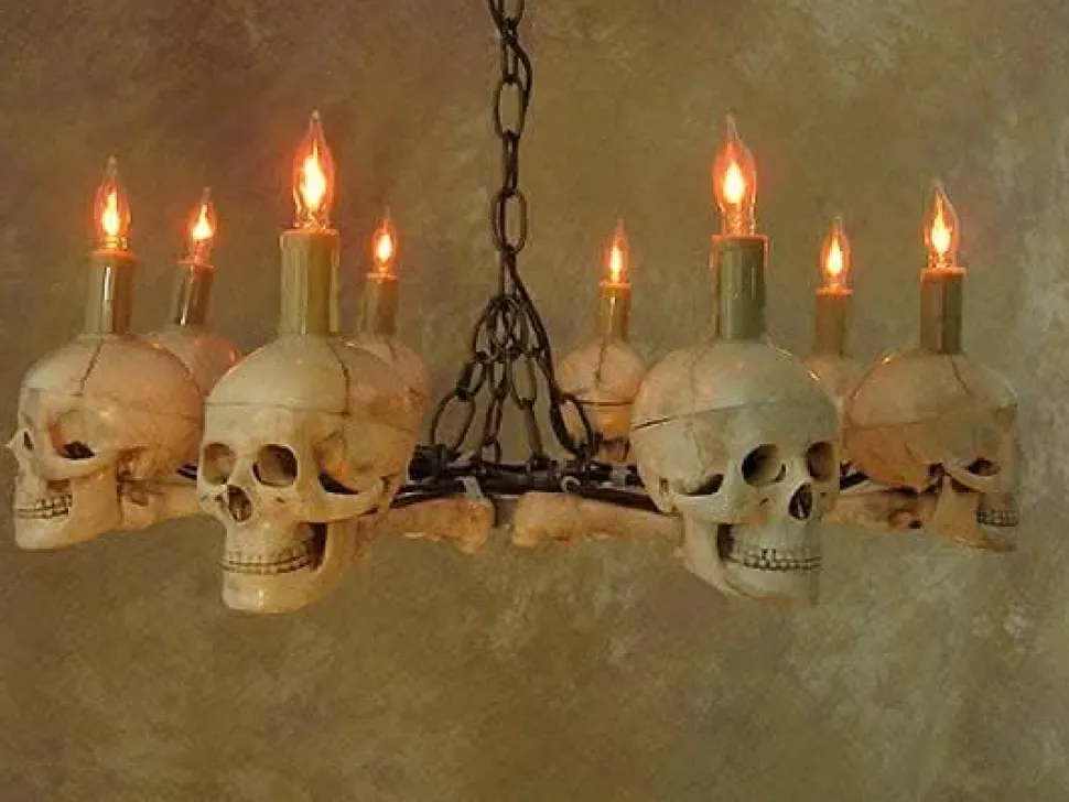 Wagon Wheel Skull Chandelier Haunted House Lighting